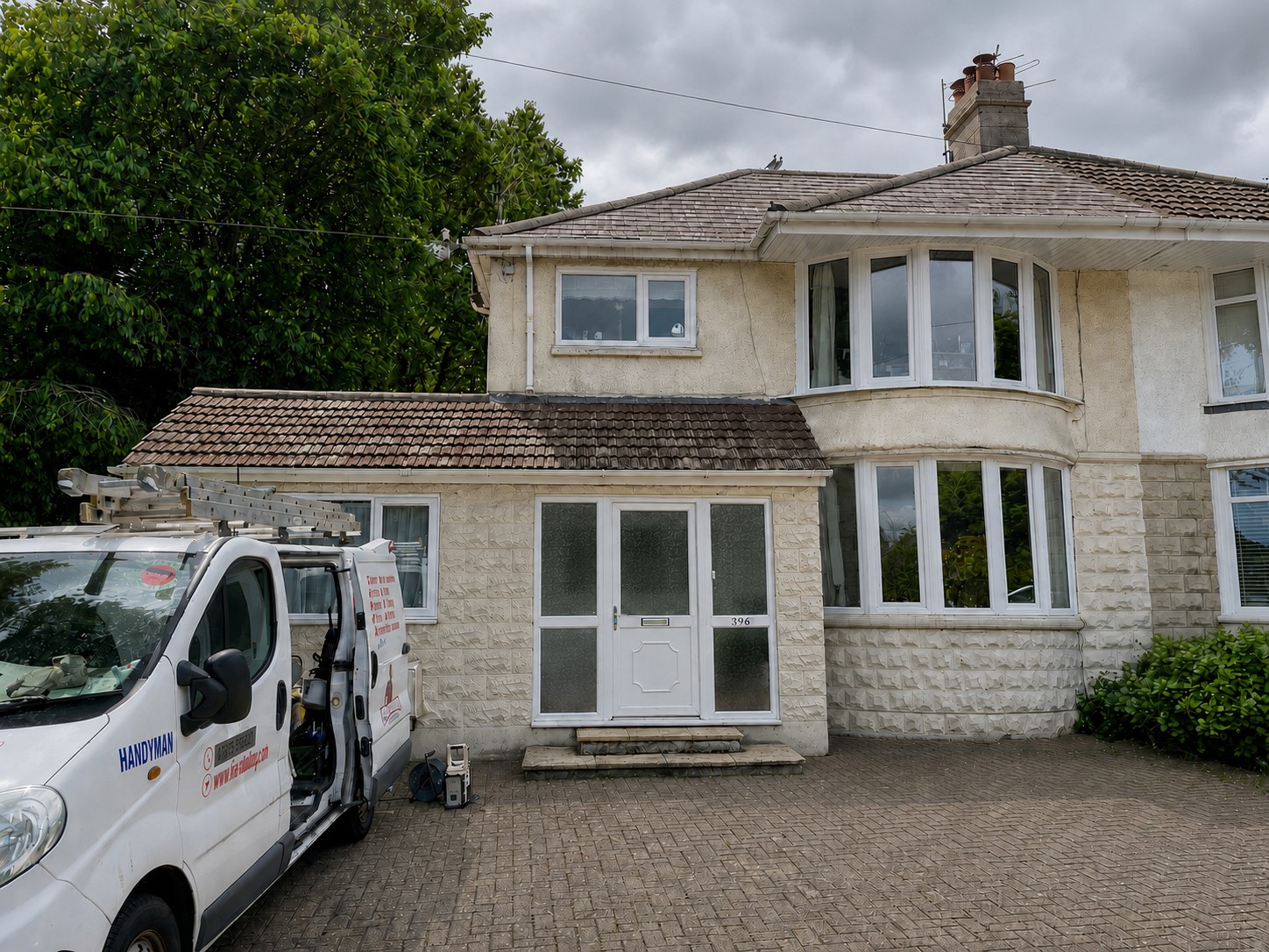 Exterior property before repair and renovation work - Nix Fix Handiman