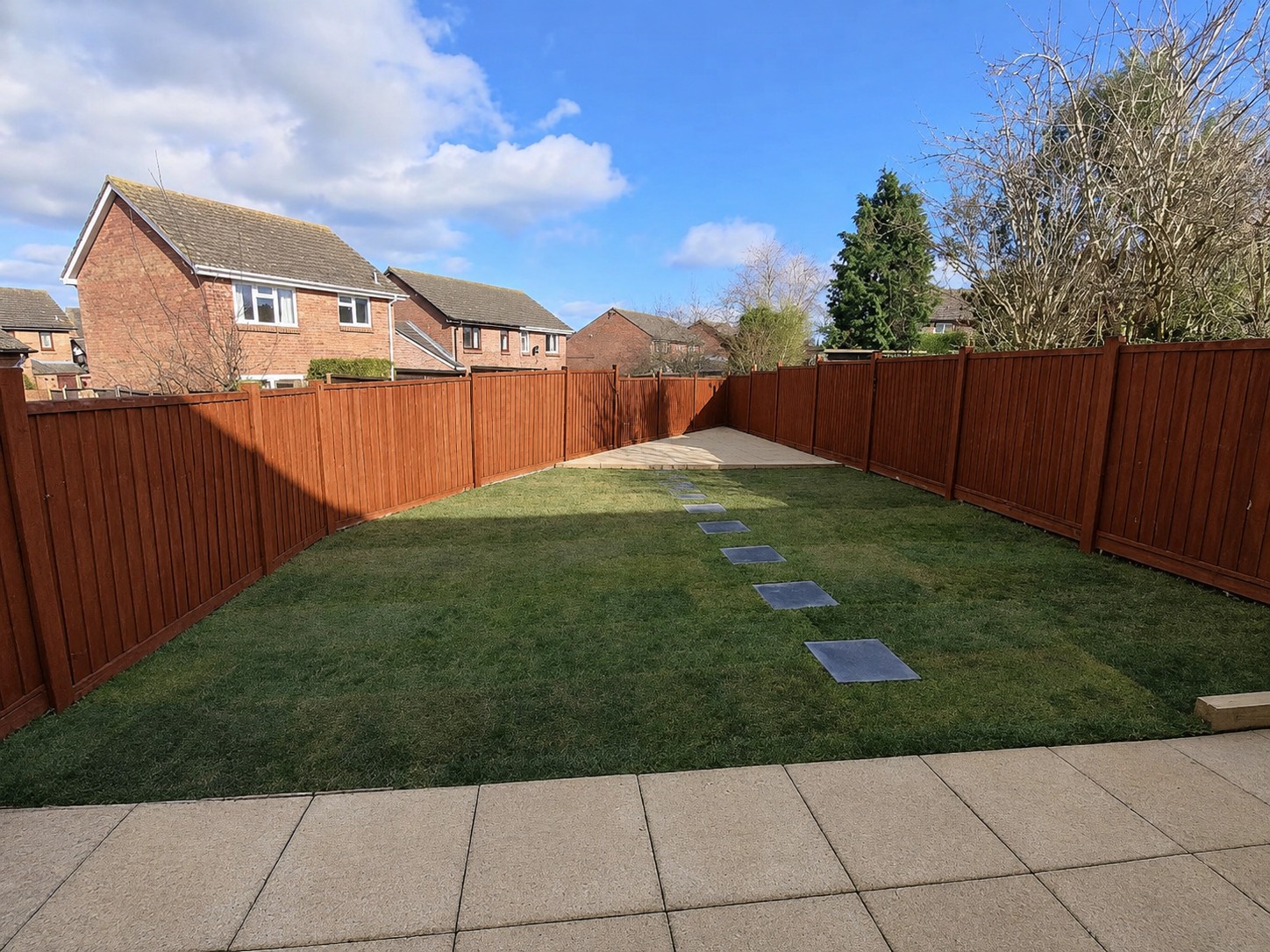 Back garden after new lawn, stepping-stone path, paving and fence staining - NIX FIX Handiman