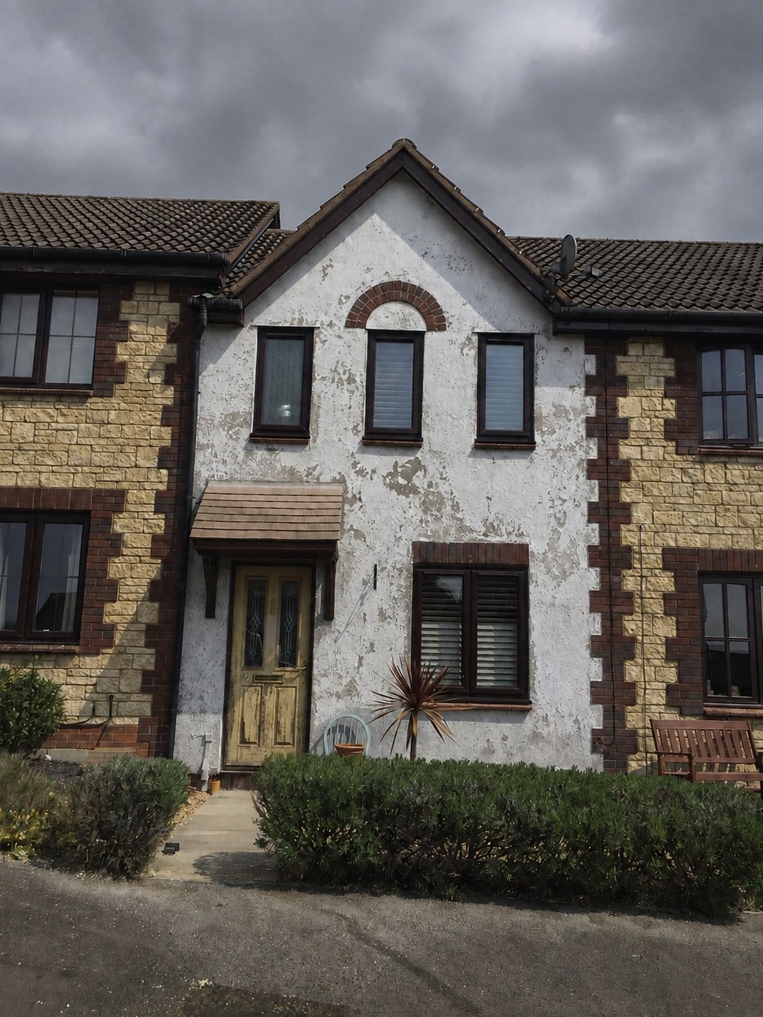 Front of House Repainting Before
